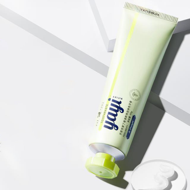 Zahnrohrversiegelung mit einer halbautomatischen Laserf&uuml;ll- und Versiegelungsmaschine