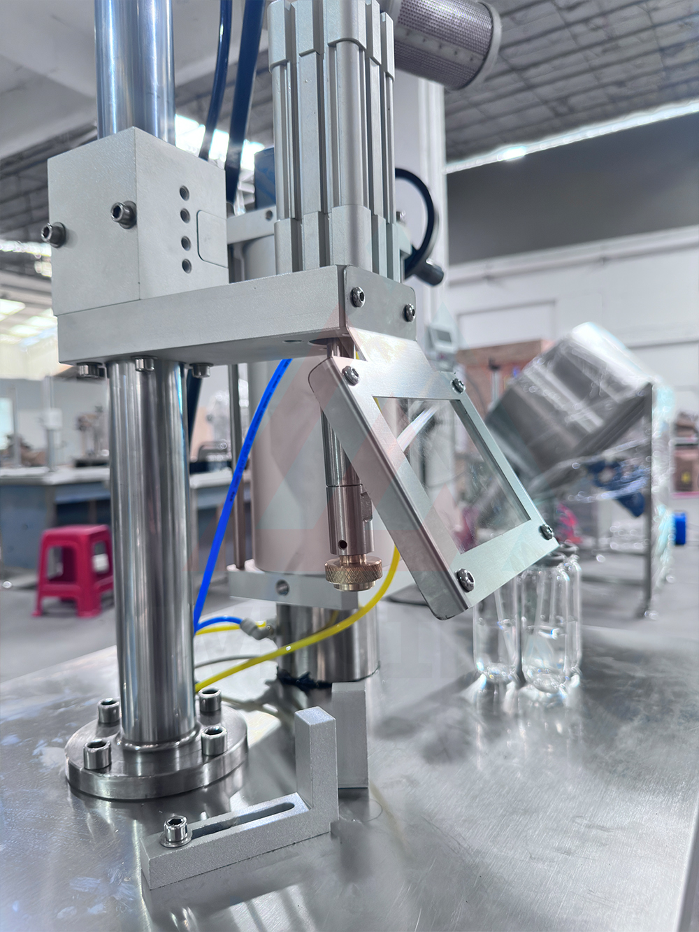 Semiautomatische Aerosolfüllung und Crimpmaschinenfatorin