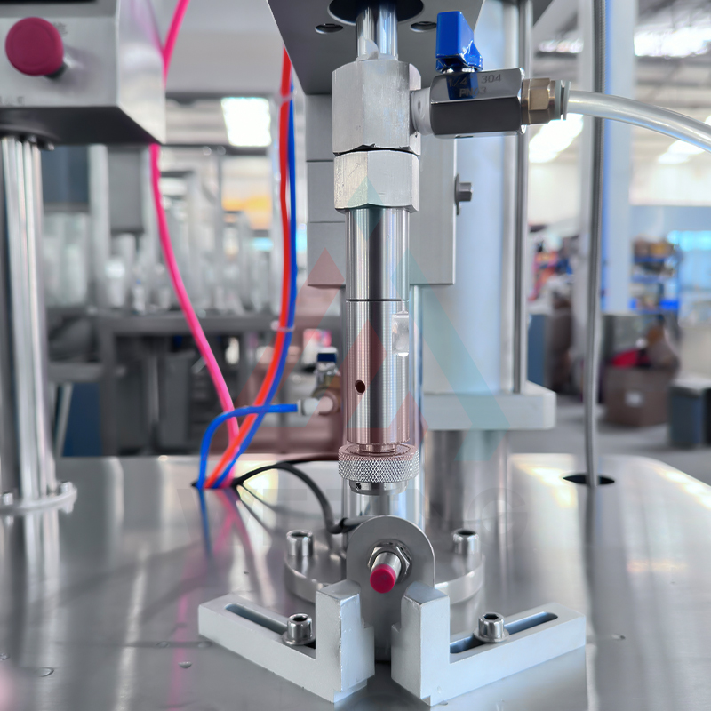 WJERZ-150 Kleine BOV-Aerosoldosen-Füllmaschine für Außenbördel 