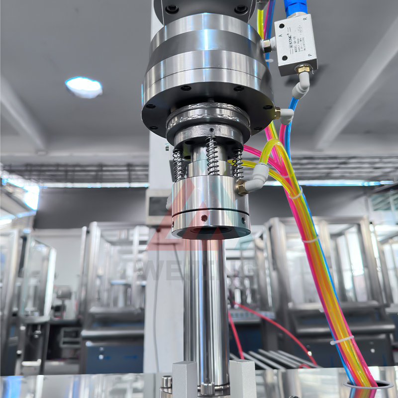 Halbautomatische BOV-Aerosolgas-Füll- und Verschließmaschine mit pneumatischer Steuerung
