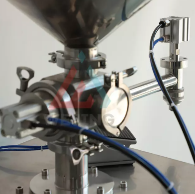 Kosmetische Abf&uuml;llmaschine