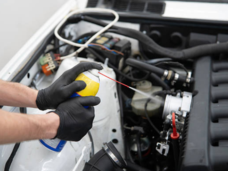 Produktions- und Abfüllmaschinen und -lösungen für Vergaserreiniger