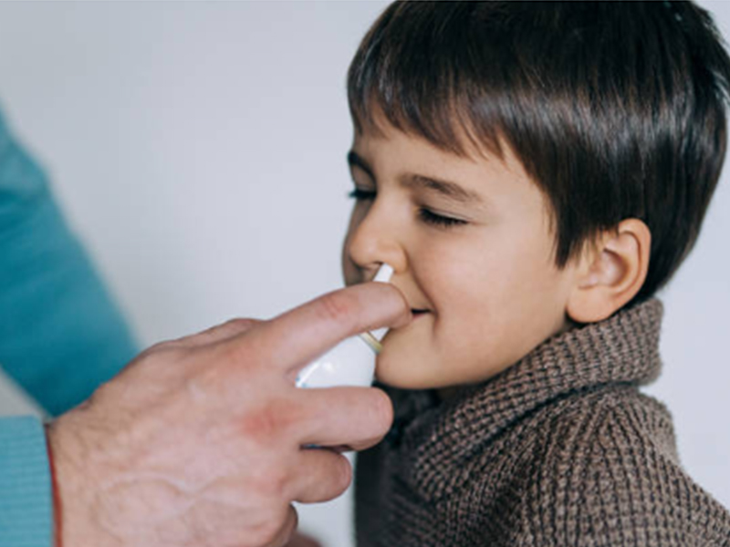 Maschinen und Lösungen zur Herstellung und Abfüllung von Nasensprays